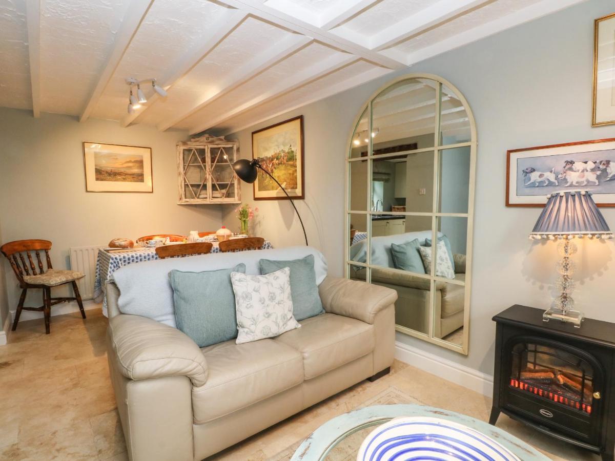 The Blue House Malpas (Cheshire) Exterior photo