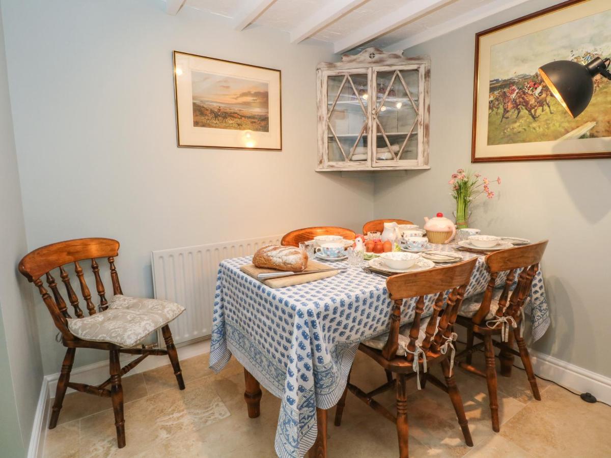 The Blue House Malpas (Cheshire) Exterior photo